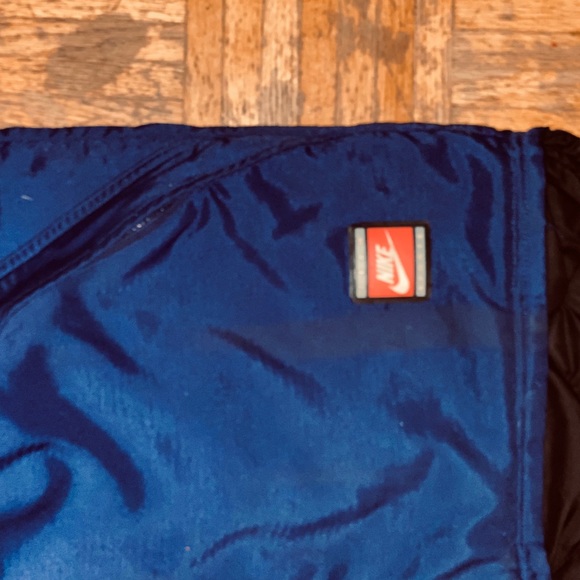 Mid-knee Nike vintage winter coat - Picture 5 of 5